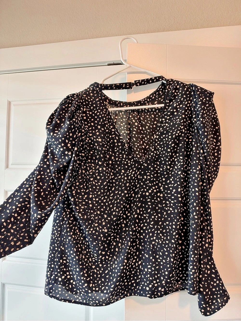 MNG Dot Blouse in Black & cream Size Medium Like New
